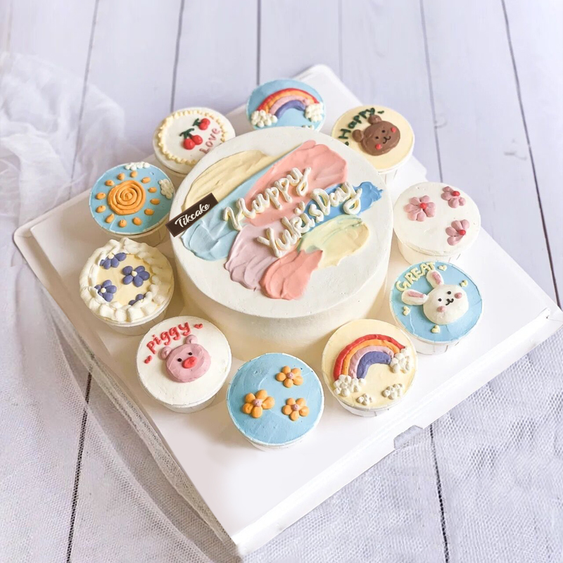 油画风小清新生日鲜奶蛋糕（含10个纸杯蛋糕）