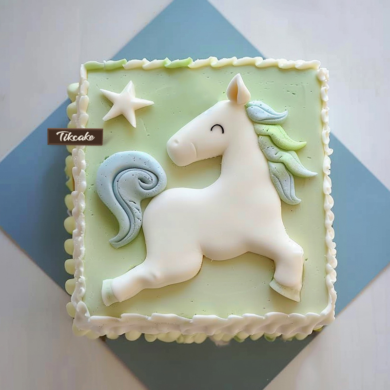 原创十二生肖马主题翻糖鲜奶蛋糕