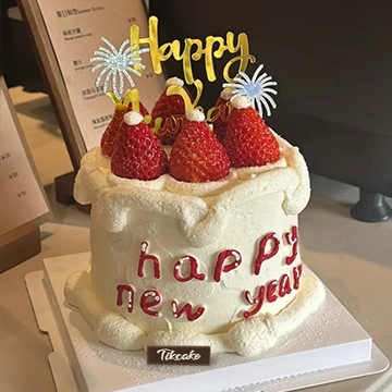 2025新年主题草莓鲜奶蛋糕（五）